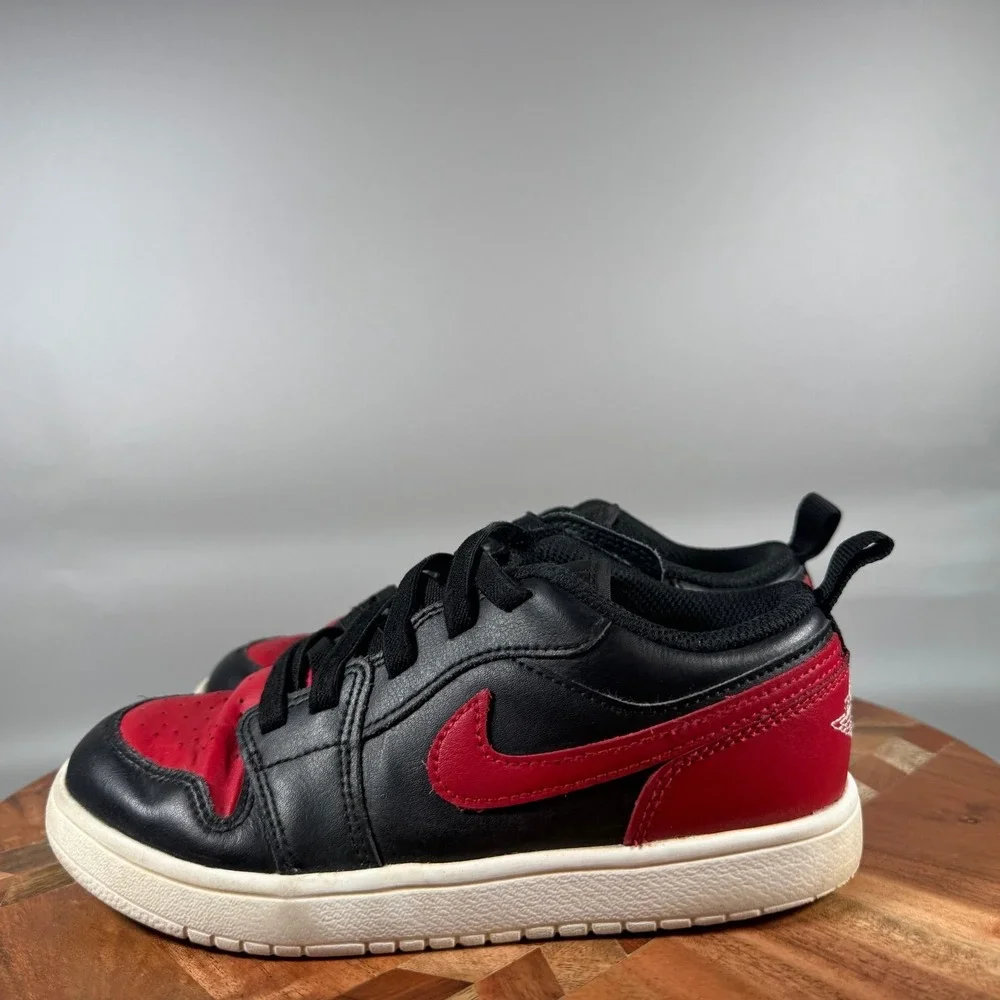 Jordan 1 Low Alt Bred Black Gym Red White Kids Sneakers DR9748-067‎ Size 2.5Y